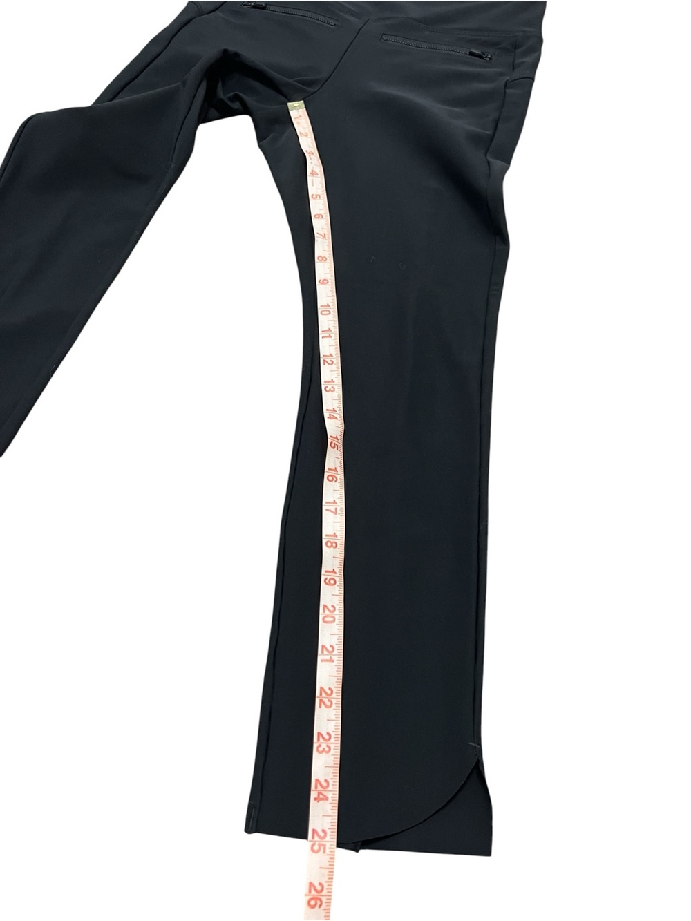 ATHLETA BLACK STELLAR CROPPED zip pocket pants 25” inseam like new size SMALL - Picture 8 of 10